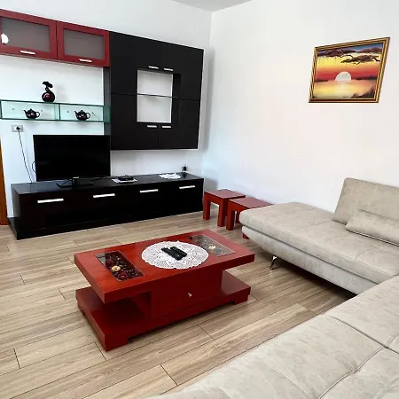 Апартаменты Comfort Home-apartment Тирана